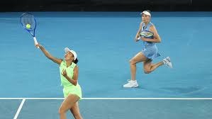 德州扑克 MTT：解析锦标赛中后期“Ante（前注）”对起手牌范围的剧烈扩张作用。（德州扑克 MTT：详解锦标赛中后期前注（Ante）如何显著扩张起手牌范围）